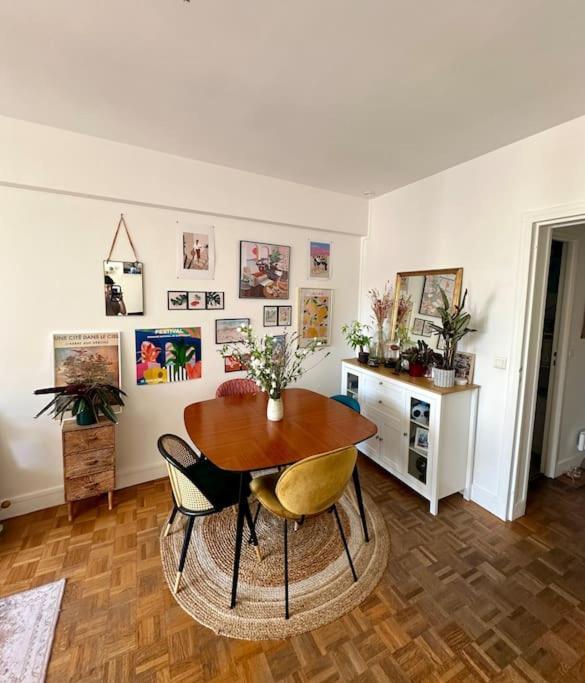 Lumineux Et Spacieux Appartement Paris Luaran gambar
